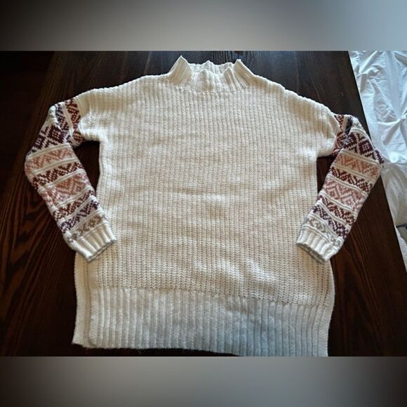 Maurices White Fair Isle Sleeve Sweater Small oversized NWT - Picture 10 of 11